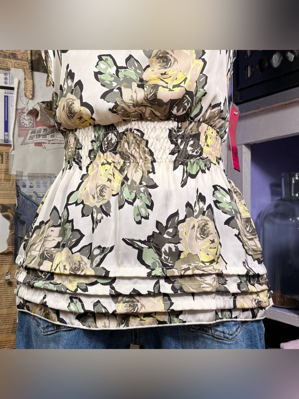 Candie’s Floral Ruffle Top - Picture 3 of 7